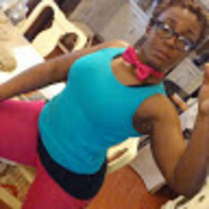 Meet your Posher, Adrienne